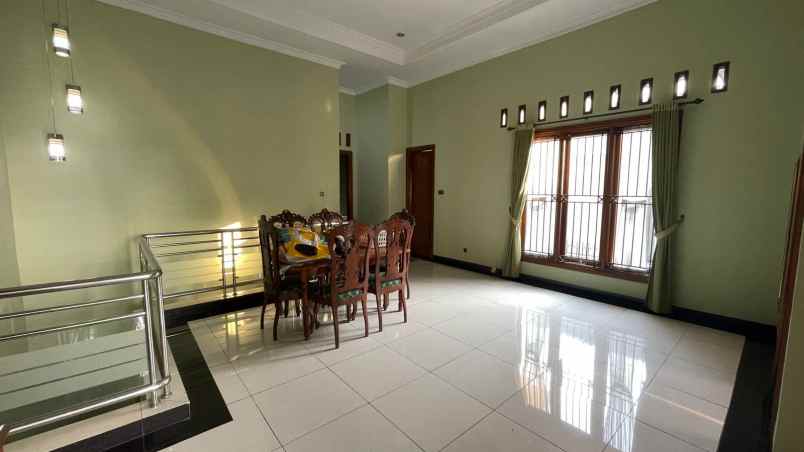 dijual rumah sudimara timur ciledug