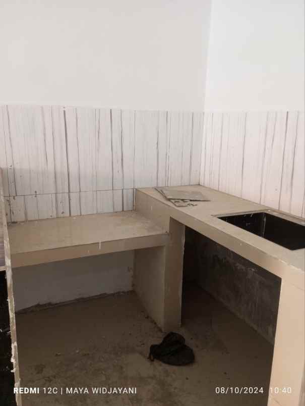 dijual rumah sukamenak