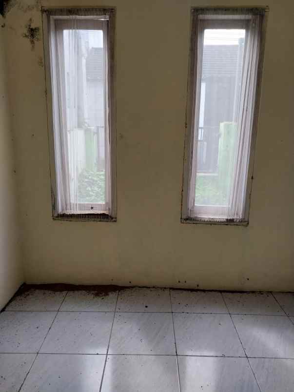 dijual rumah sukamukti