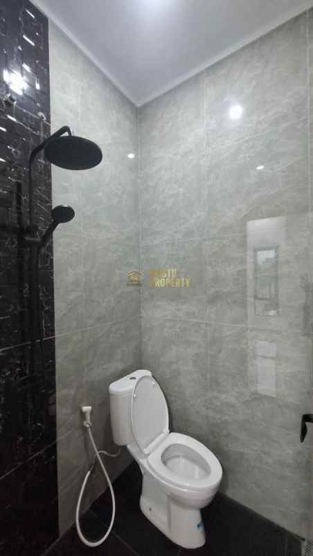 dijual rumah sukoharjo