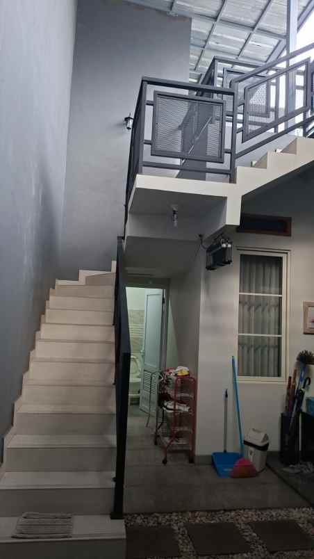 dijual rumah taman cikas galaxy bekasi
