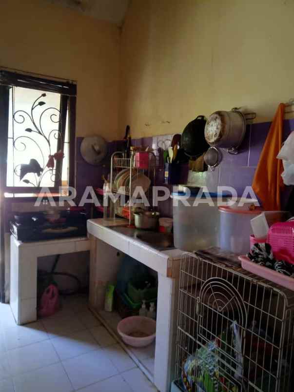 dijual rumah taman griya