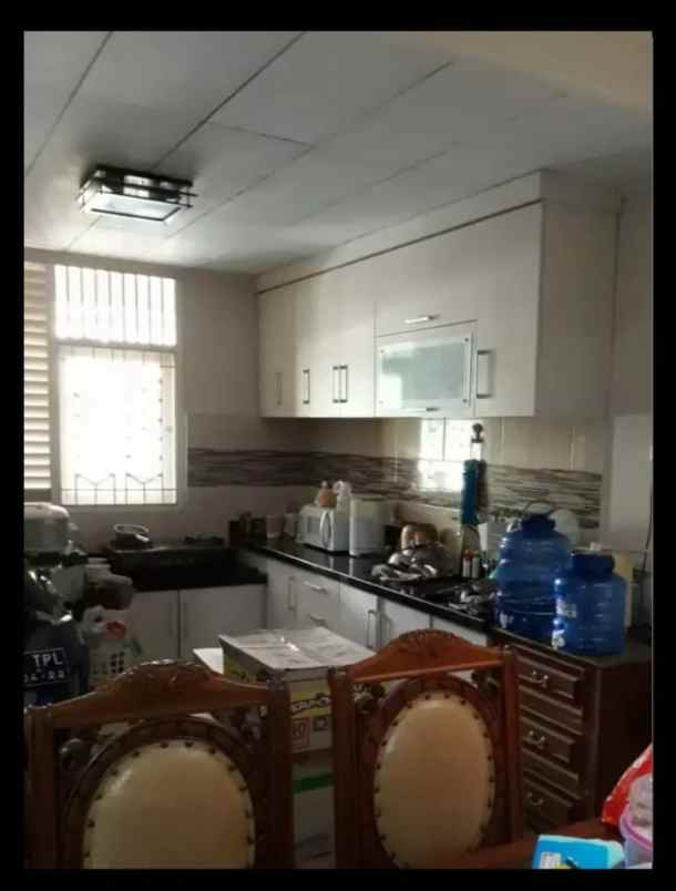 dijual rumah taman malaka