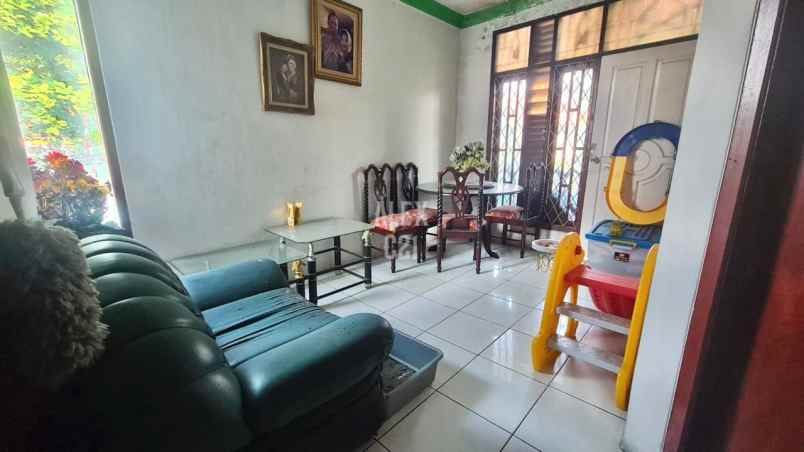 dijual rumah taman meruya ilir meruya