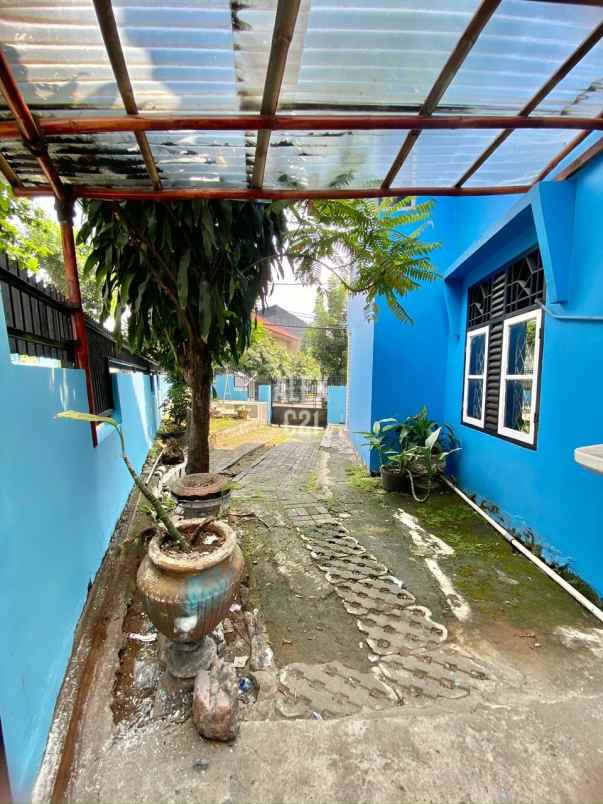 dijual rumah taman meruya ilir meruya