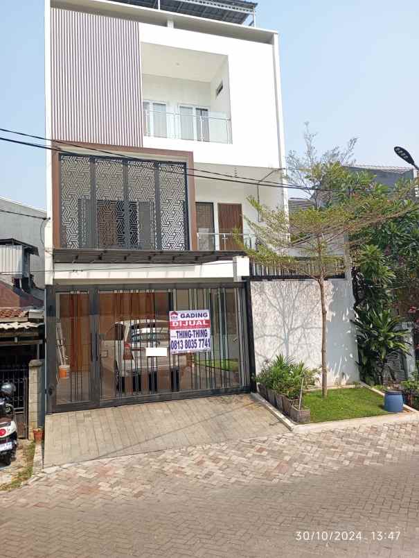 dijual rumah taman pegangsaan indah