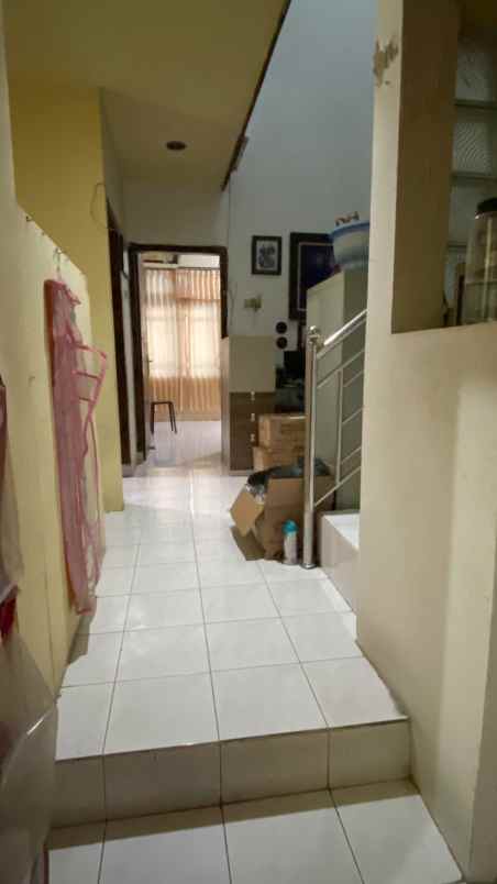 dijual rumah taman pondok indah wiyung hanya 1man