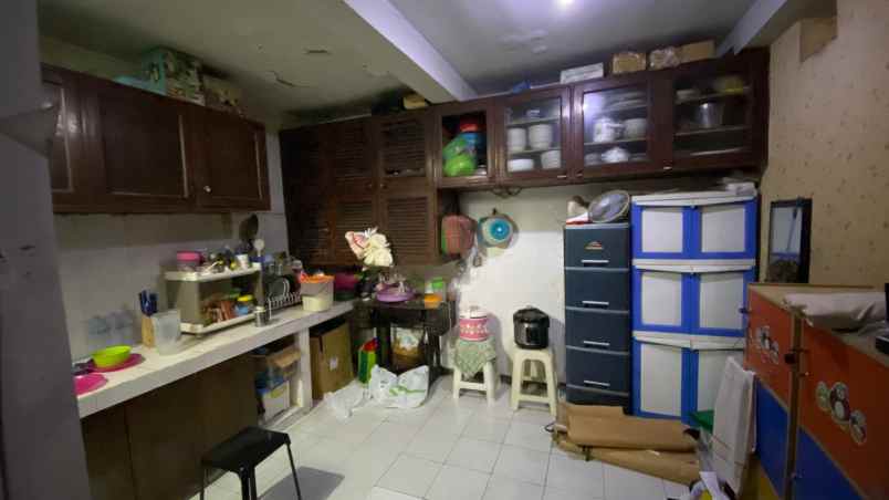 dijual rumah taman pondok indah wiyung hanya 1man