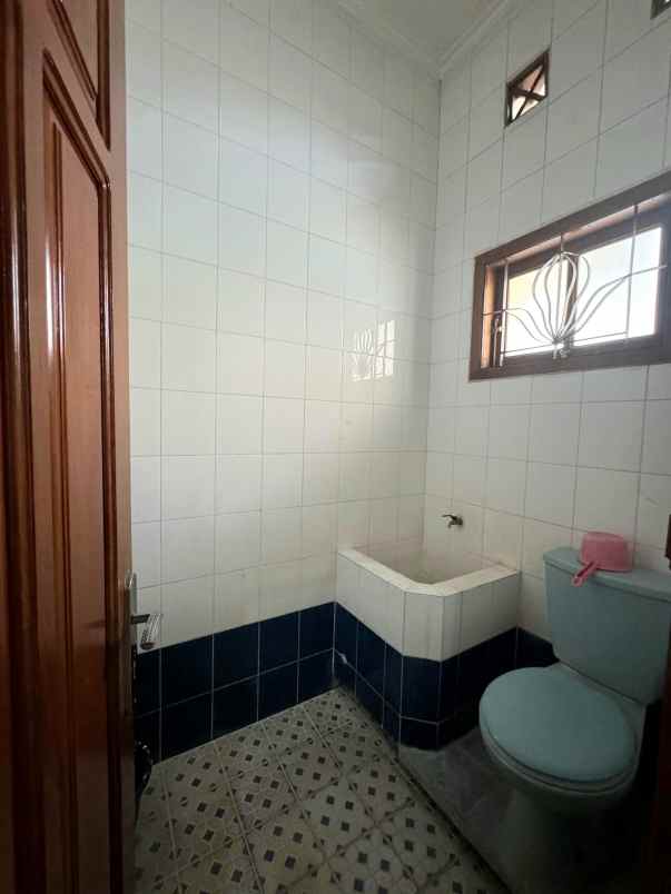 dijual rumah taman sulfat blimbing kota