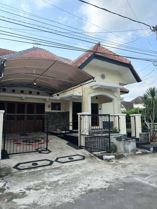dijual rumah taman sulfat blimbing kota