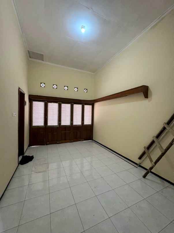 dijual rumah taman sulfat blimbing kota