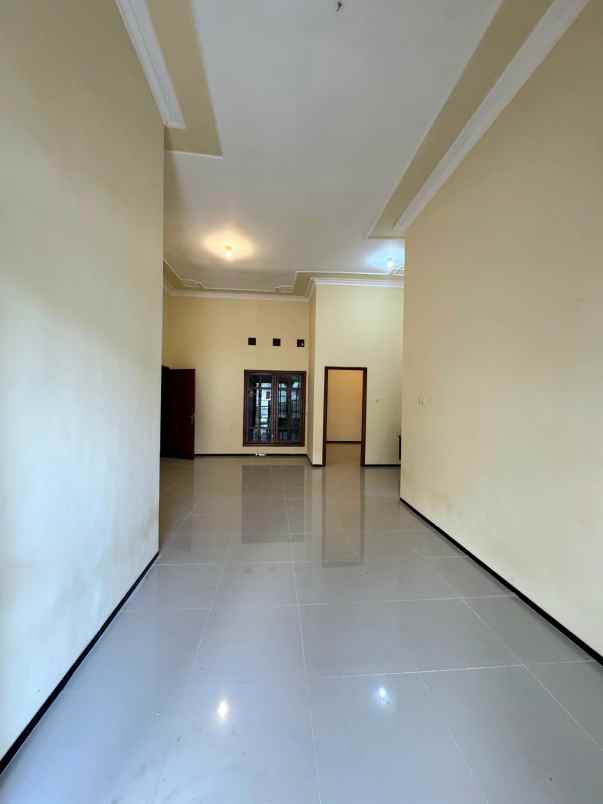 dijual rumah taman sulfat blimbing kota