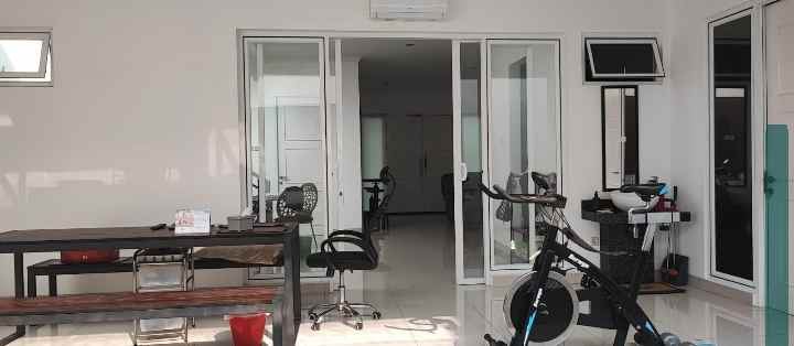 dijual rumah the golf residence