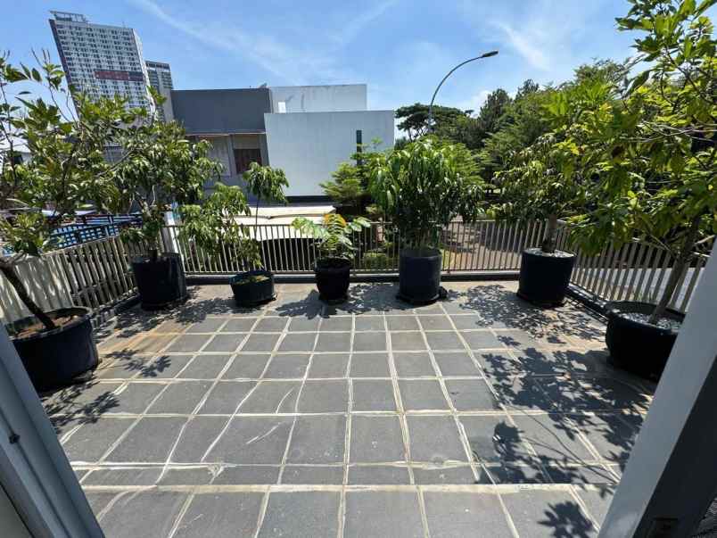 dijual rumah the green cluster vineyard