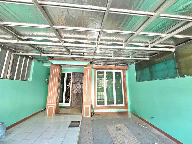 dijual rumah the royal residence