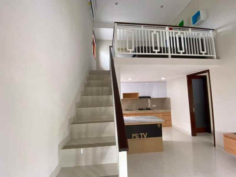 dijual rumah tipe mezanin minimalis di renon denpasar