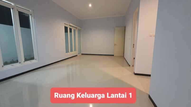 dijual rumah tirtasani royal