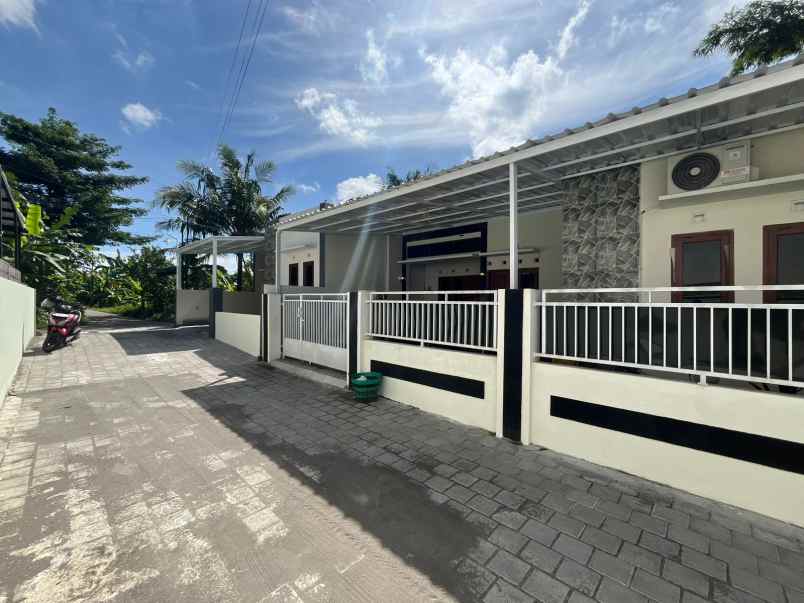 dijual rumah tirtoadi kec mlati