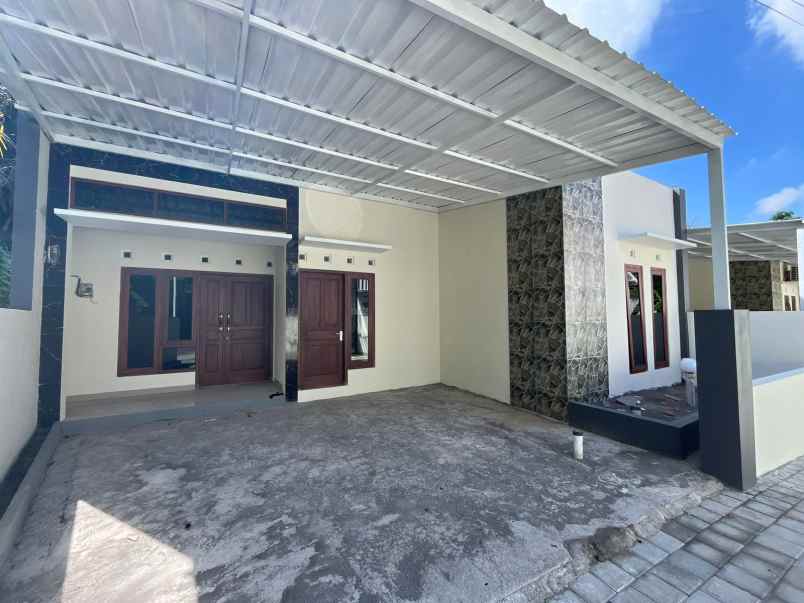 dijual rumah tirtoadi kec mlati