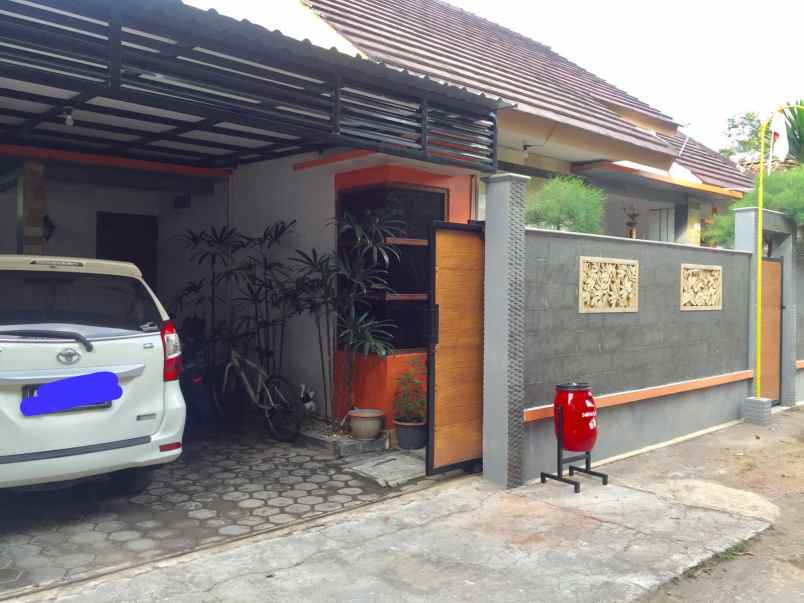 dijual rumah tirtomartani