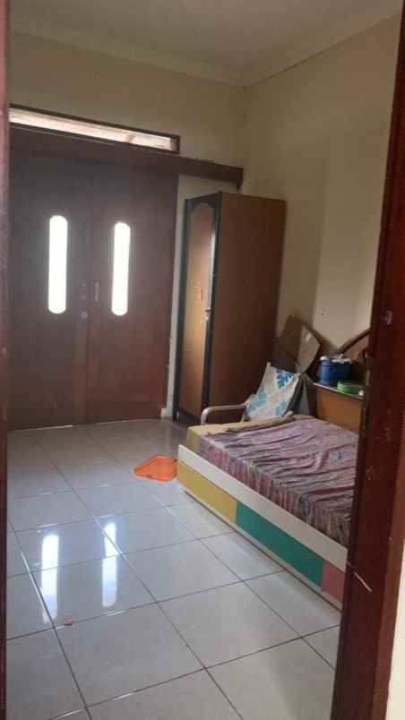 dijual rumah turangga