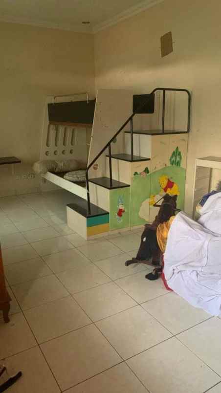 dijual rumah turangga