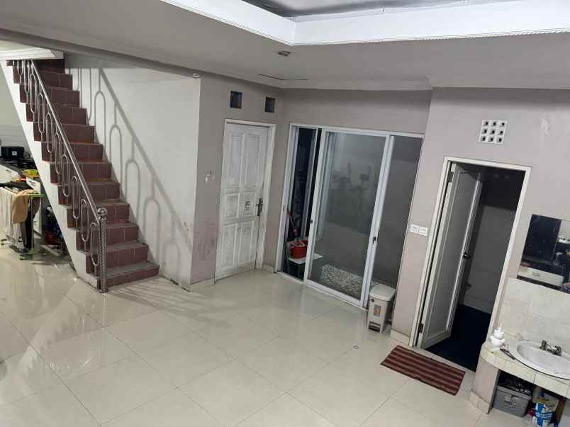 dijual rumah villa galaxy bekasi