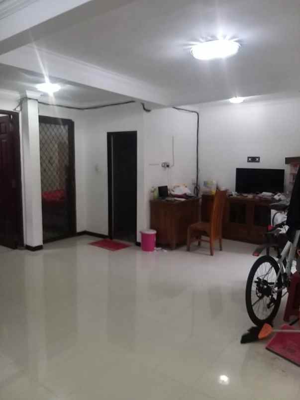 dijual rumah villa kalijudan indah