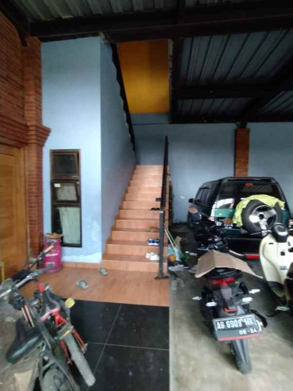 dijual rumah wedomartani kec ngemplak
