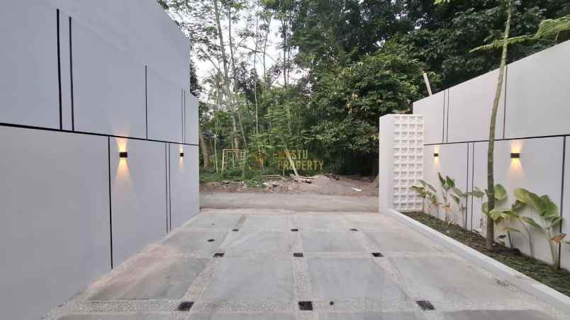dijual rumah widodomartani kec ngemplak