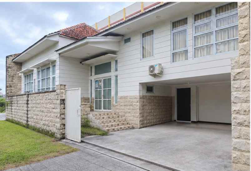 dijual rumah winyung brabtas permai