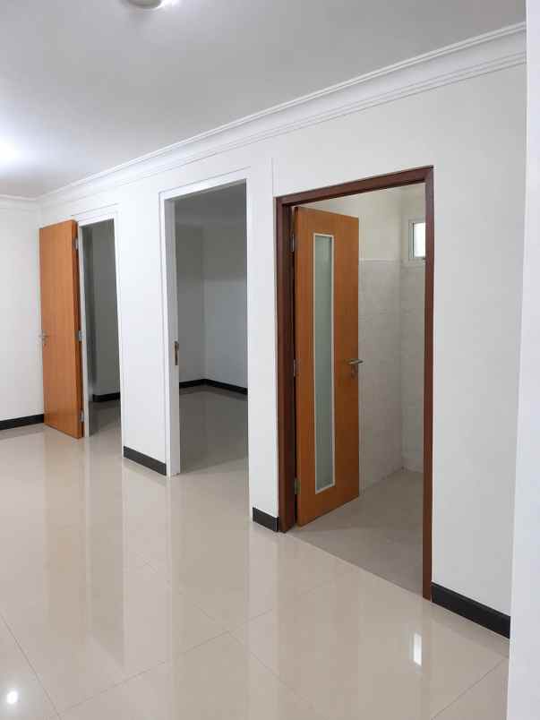 dijual rumah winyung brabtas permai