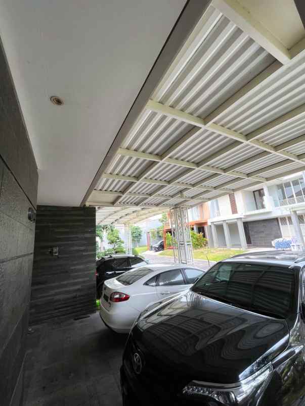 dijual rumah wisata bukit mas