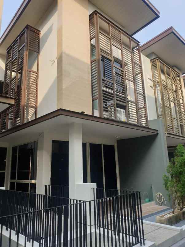 dijual rumah wisata bukit mas notredame