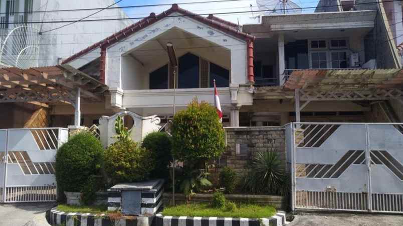 dijual rumah wisma permai