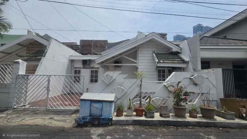 dijual rumah wisma permai