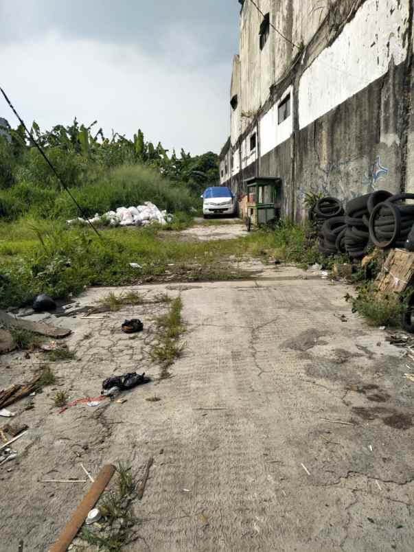 dijual tanah jalan gatot subroto