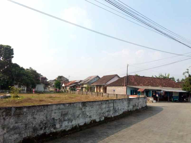 dijual tanah jalan kebonagung tlogoadi