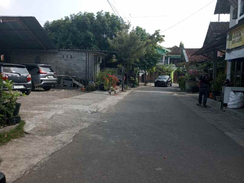 dijual tanah jalan pramuka umbulharjo