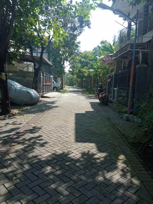 dijual tanah jl dr wahidin sh kebomas