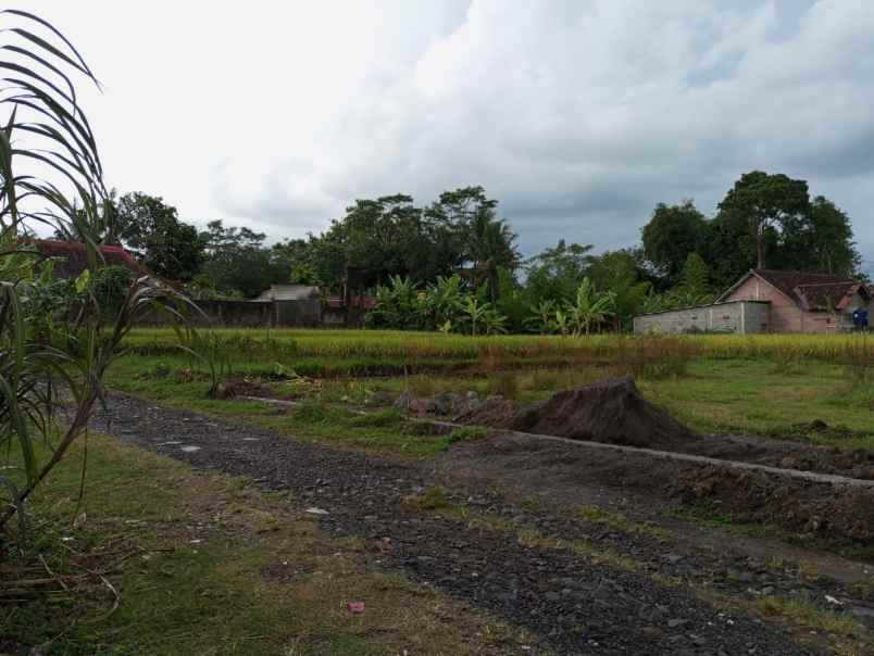 dijual tanah jl sidomukti jetis baran