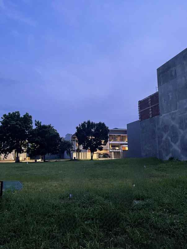 dijual tanah pakuwon indah surabaya barat