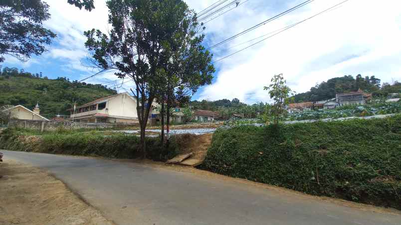 dijual tanah wangunsari lembang