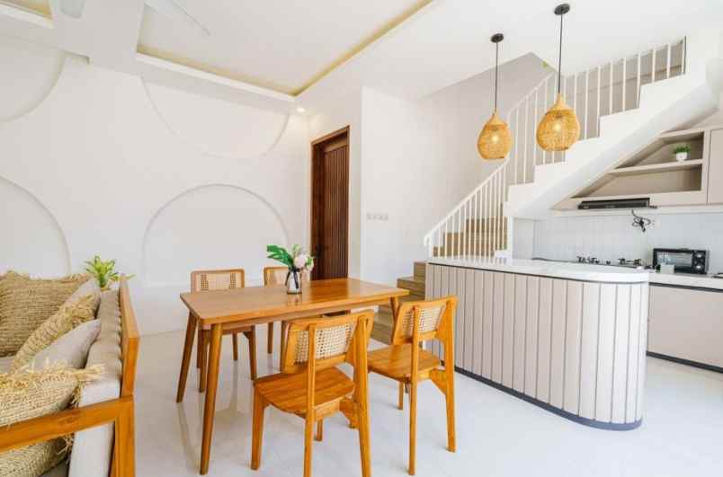 dijual villa 3 miliar di berawa canggu