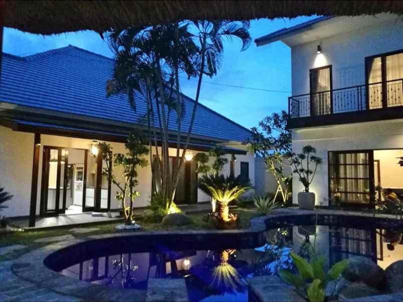 dijual villa canggu bali