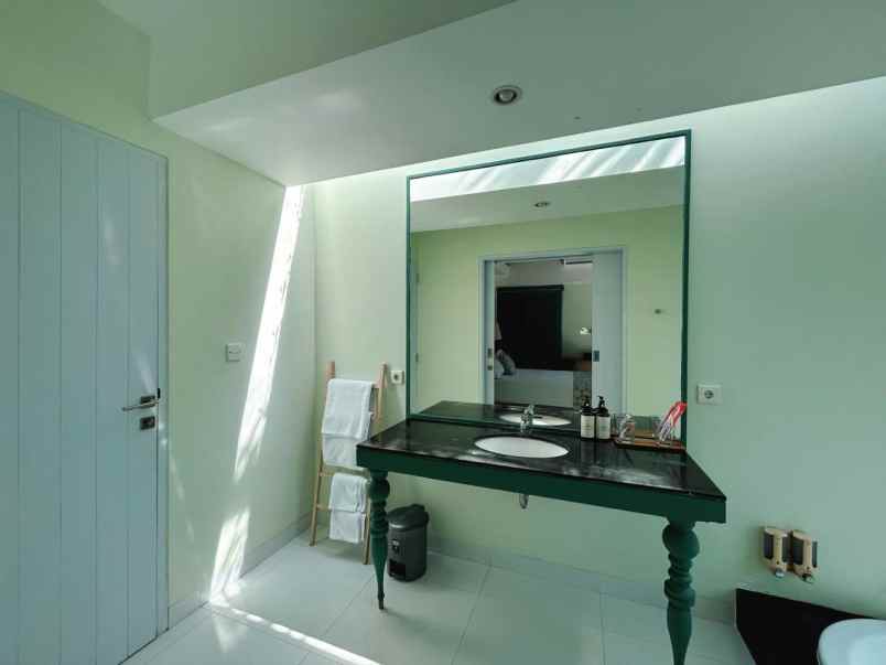 dijual villa dewi saraswati