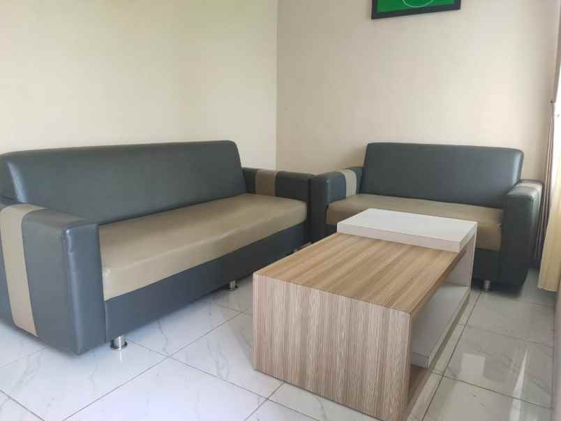 dijual villa gondorejo