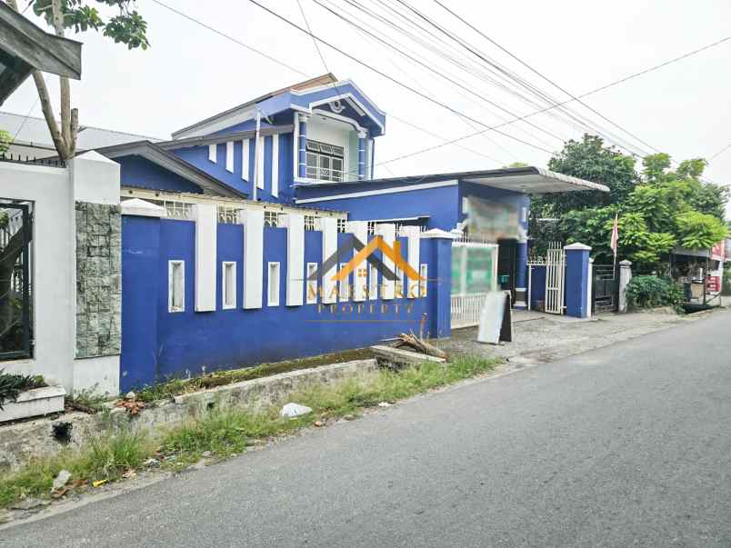 dijual villa jalan sidodame daerah