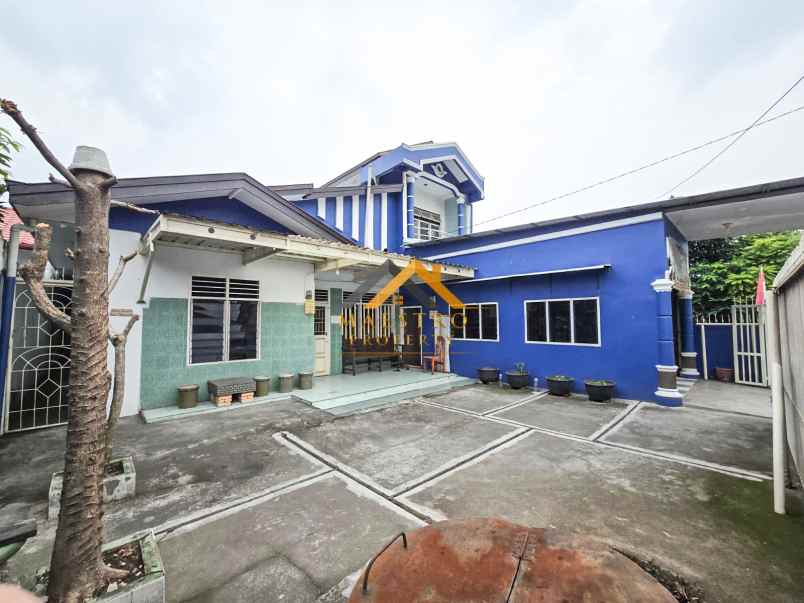 dijual villa jalan sidodame daerah