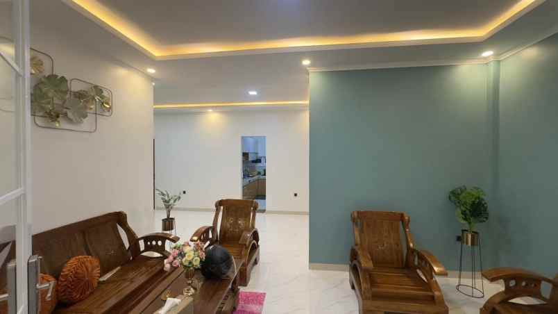 dijual villa lembang